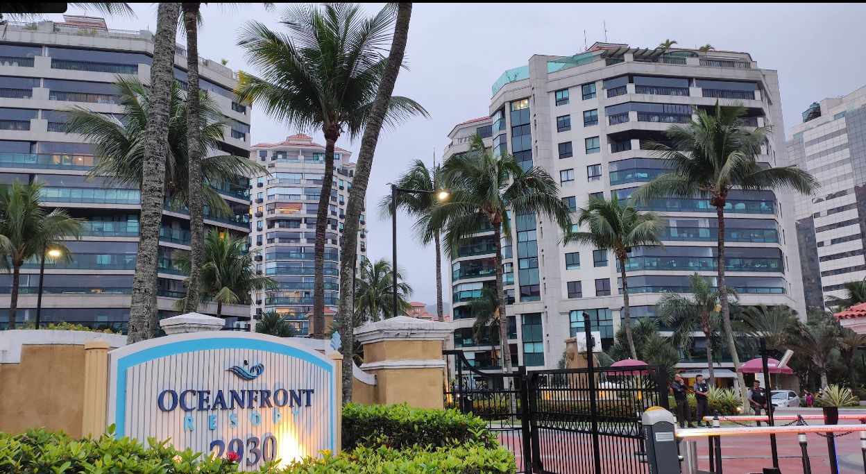 Imagem do imóvel APARTAMENTO 134 m², 2 VAGAS, OCEAN FRONT RESORT — AV. LUCIO COSTA